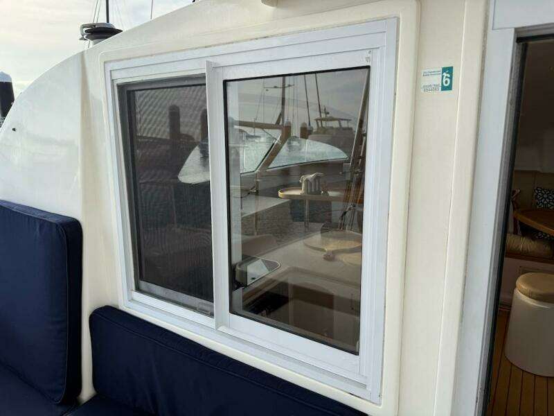 Zimbini 40ft Island Spirit Yacht For Sale