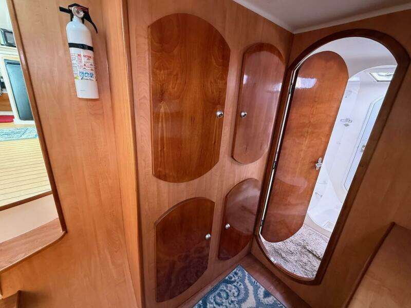 Zimbini 40ft Island Spirit Yacht For Sale