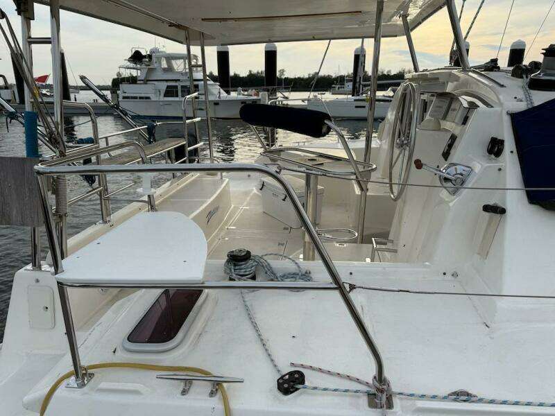 Zimbini 40ft Island Spirit Yacht For Sale