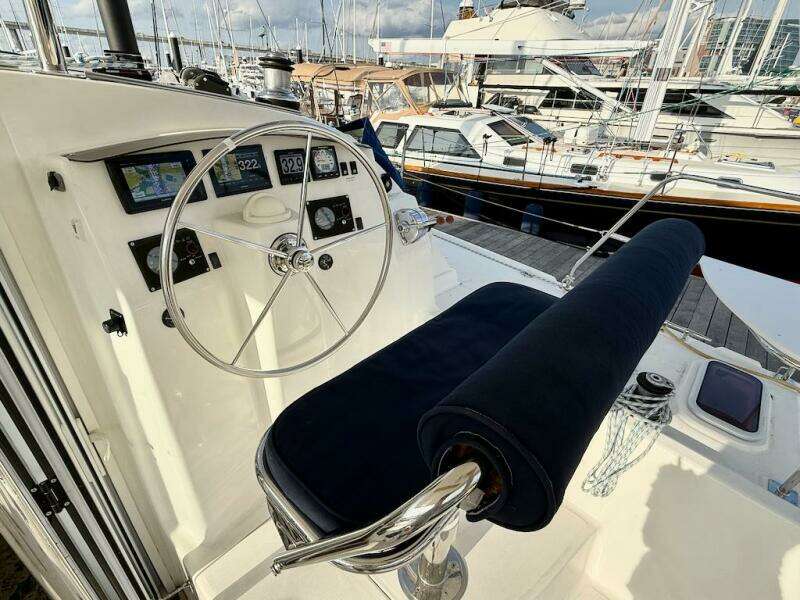 Zimbini 40ft Island Spirit Yacht For Sale