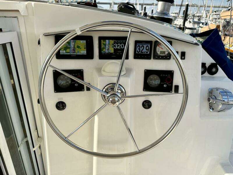 Zimbini 40ft Island Spirit Yacht For Sale