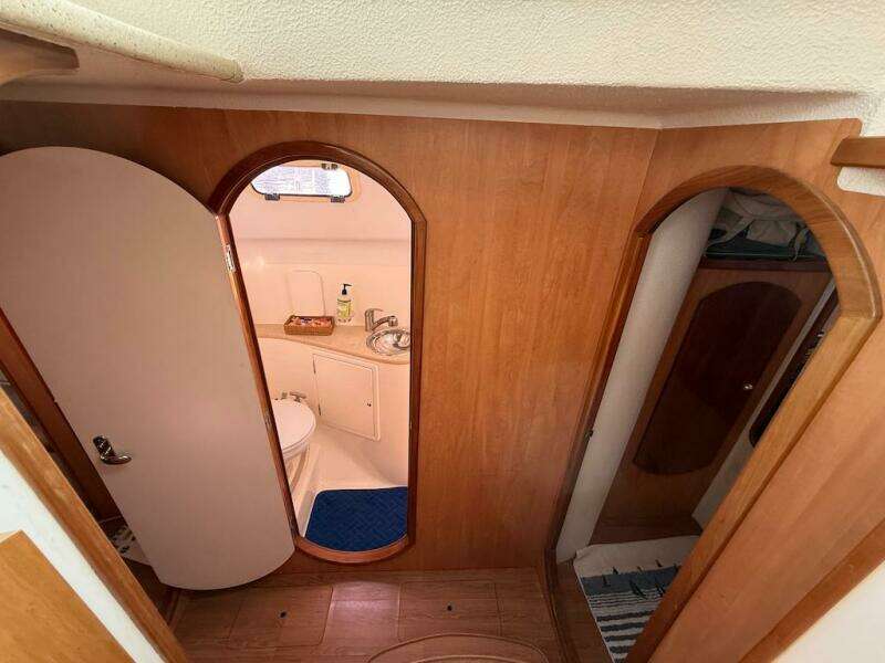 Zimbini 40ft Island Spirit Yacht For Sale