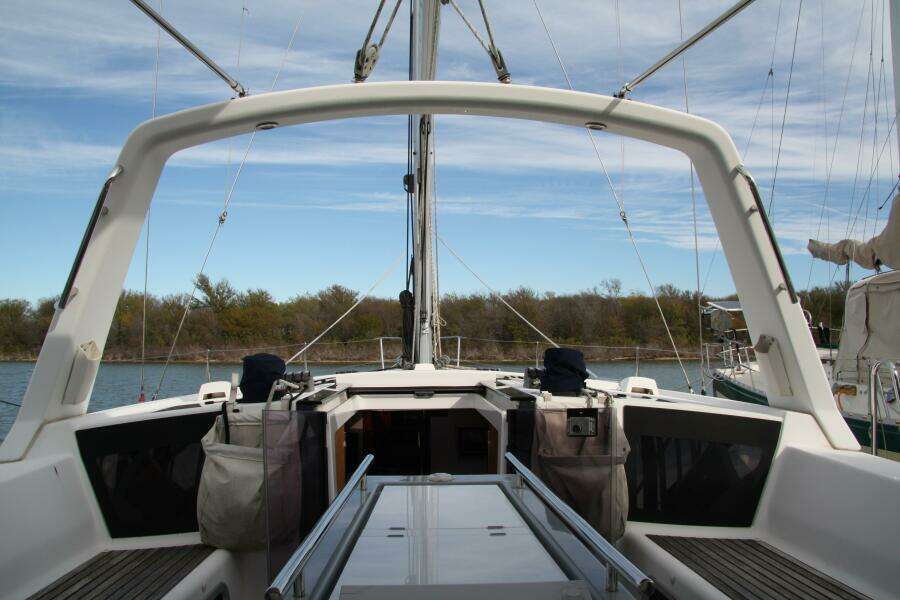 Knot On Call 41ft Beneteau Yacht For Sale