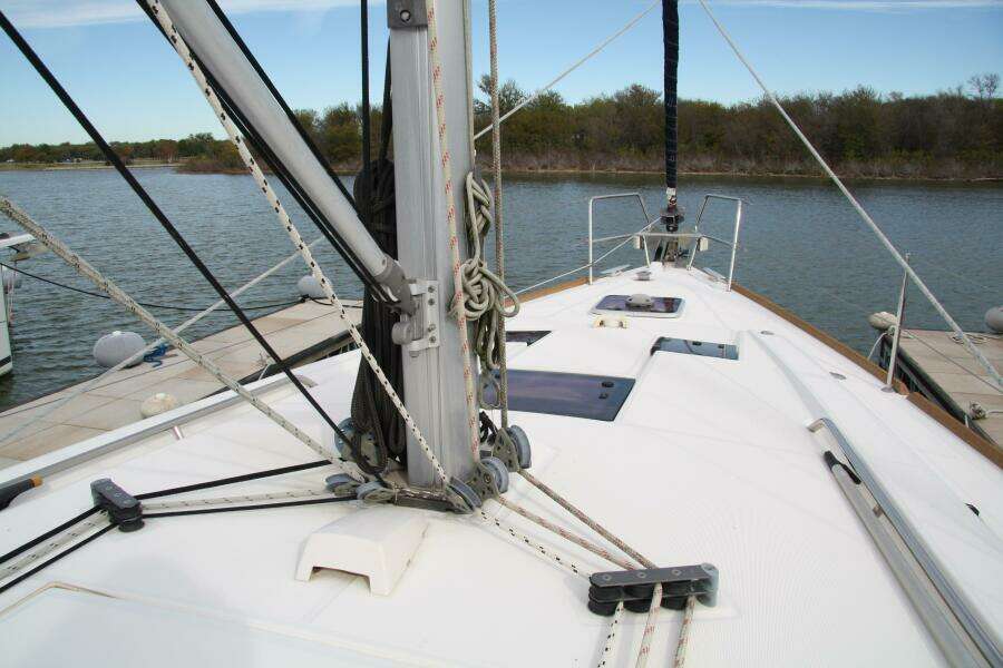 Knot On Call 41ft Beneteau Yacht For Sale