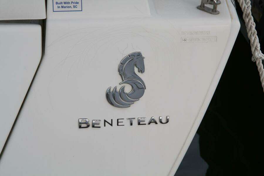 Knot On Call 41ft Beneteau Yacht For Sale