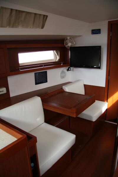 2013 Beneteau Oceanis 41