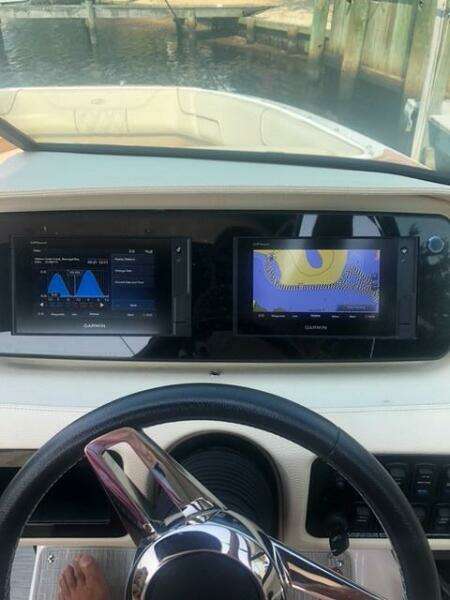 26ft Regal Yacht For Sale