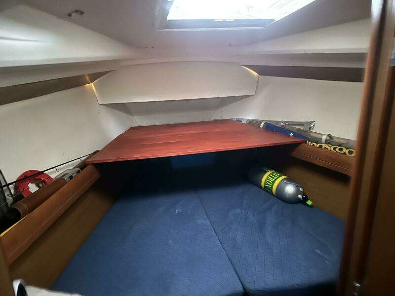 Salty Solution 42ft Jeanneau Yacht For Sale