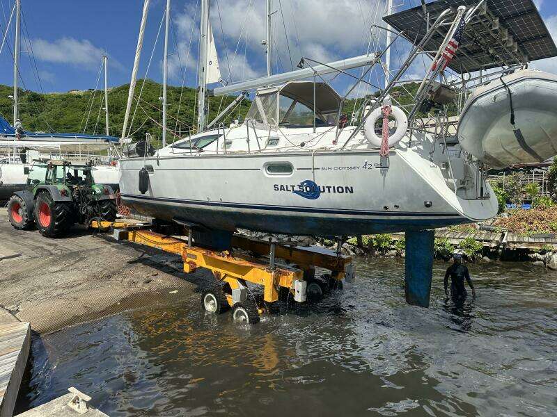 Salty Solution 42ft Jeanneau Yacht For Sale