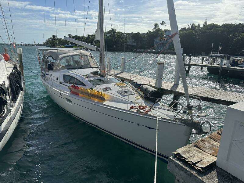 Salty Solution 42ft Jeanneau Yacht For Sale
