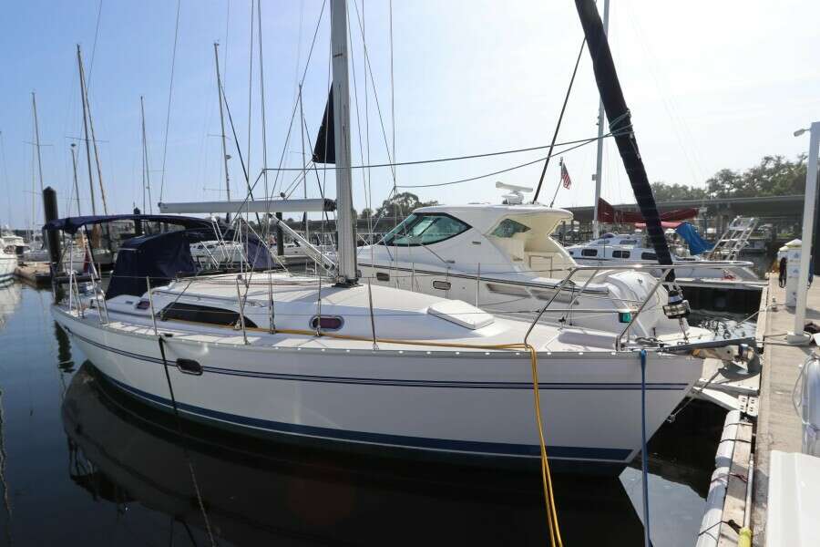 35ft Catalina Yacht For Sale