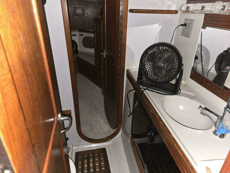 35ft S2 Yacht For Sale