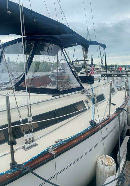 35ft S2 Yacht For Sale