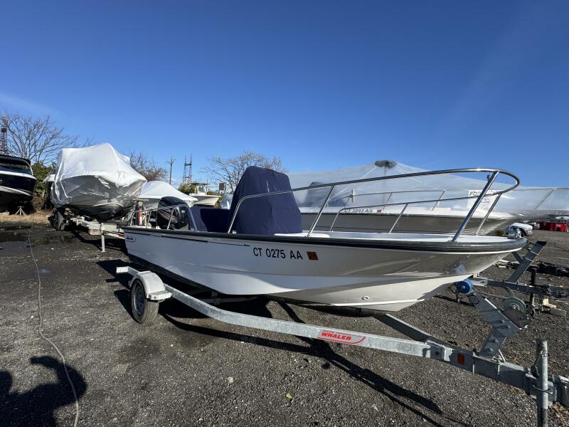 17' 2015 Boston Whaler 170 Montauk