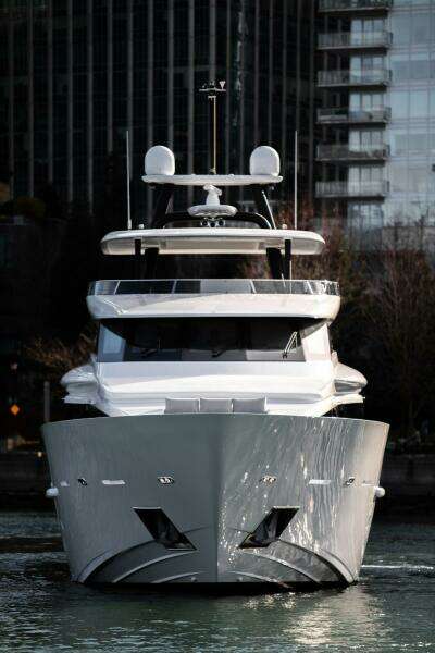 CRESCENT LADY 117ft Crescent Yacht For Sale