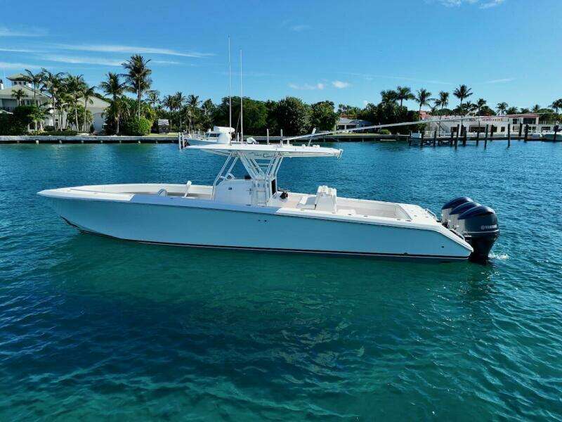 37ft Bahama Yacht For Sale