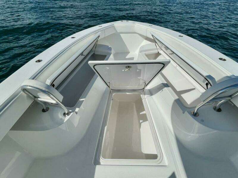 37ft Bahama Yacht For Sale