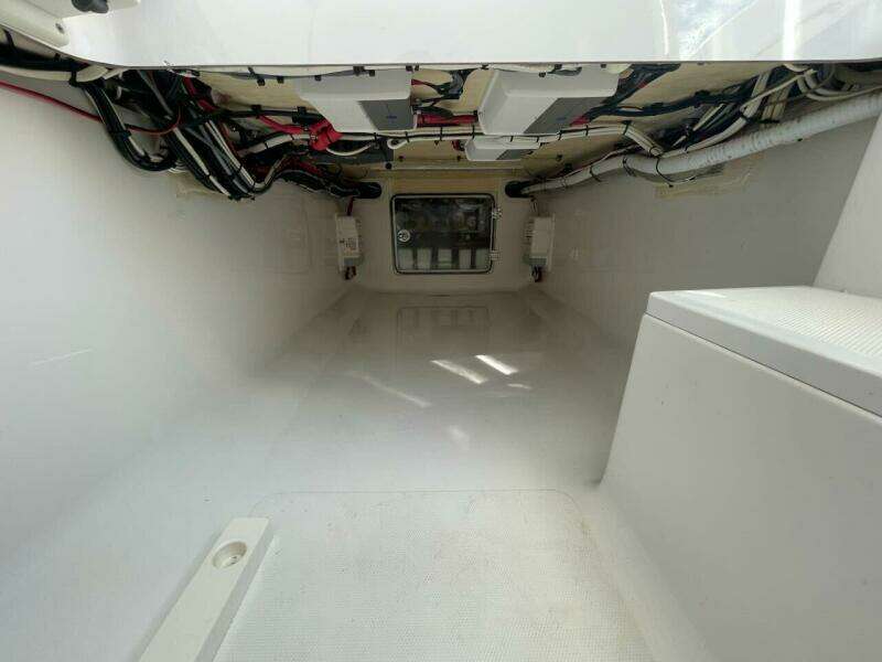 37ft Bahama Yacht For Sale