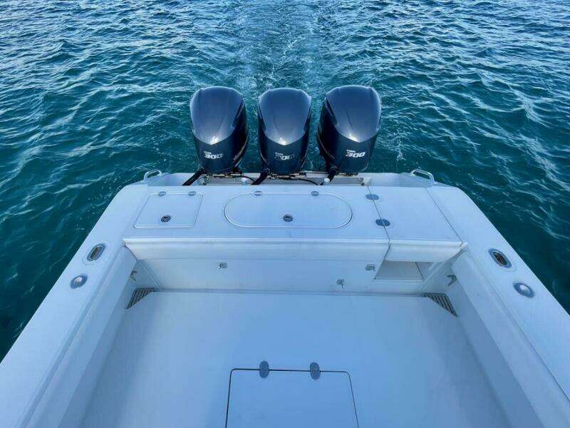 37ft Bahama Yacht For Sale