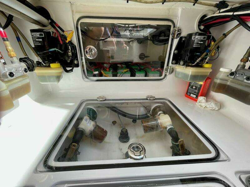 37ft Bahama Yacht For Sale