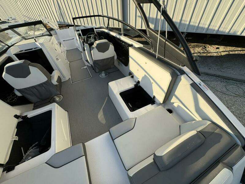 25ft Sea Doo Sport Boats Yacht For Sale