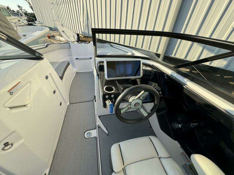 25ft Sea Doo Sport Boats Yacht For Sale