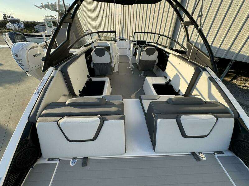 25ft Sea Doo Sport Boats Yacht For Sale