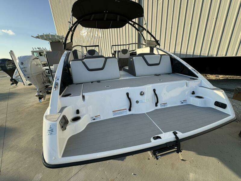 25ft Sea Doo Sport Boats Yacht For Sale