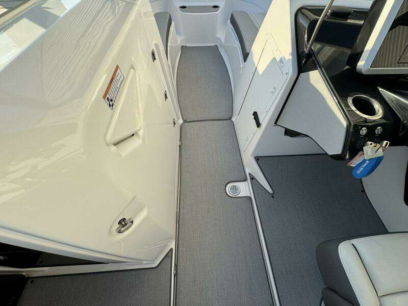 25ft Sea Doo Sport Boats Yacht For Sale