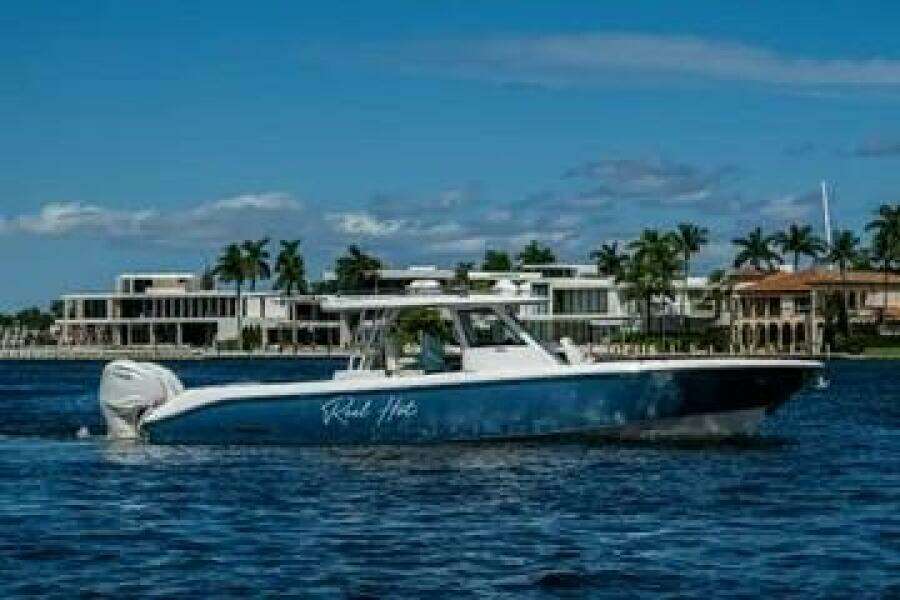 39ft Everglades Yacht For Sale