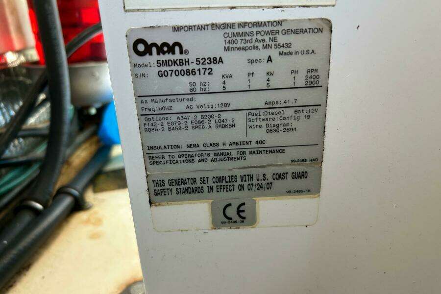 Solitude 33ft Back Cove Yacht For Sale