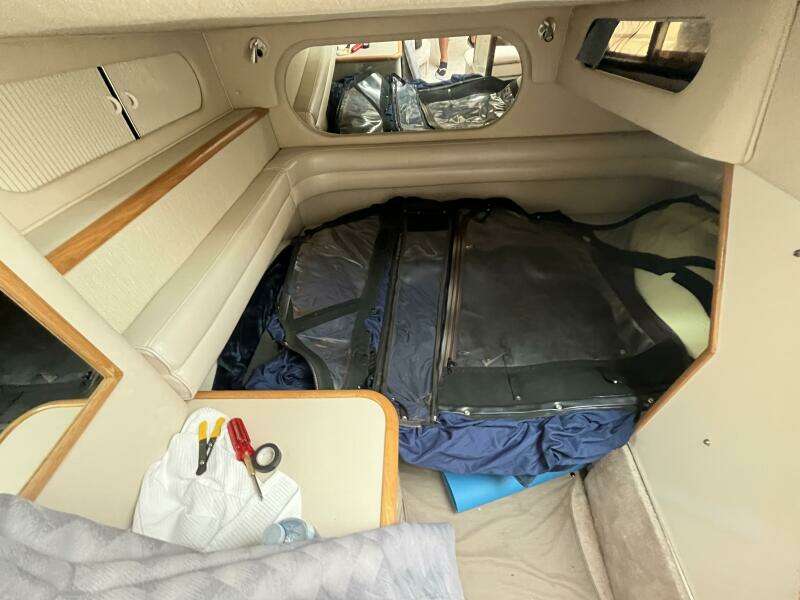 Knot 2 Day 33ft Sea Ray Yacht For Sale