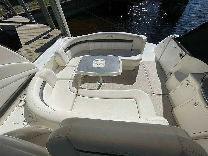 S Caper 29ft Sea Ray Yacht For Sale