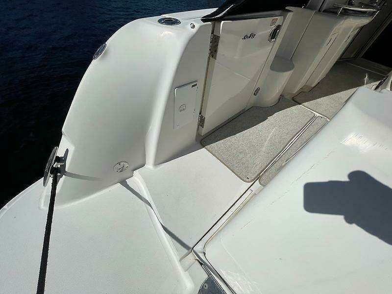 S Caper 29ft Sea Ray Yacht For Sale