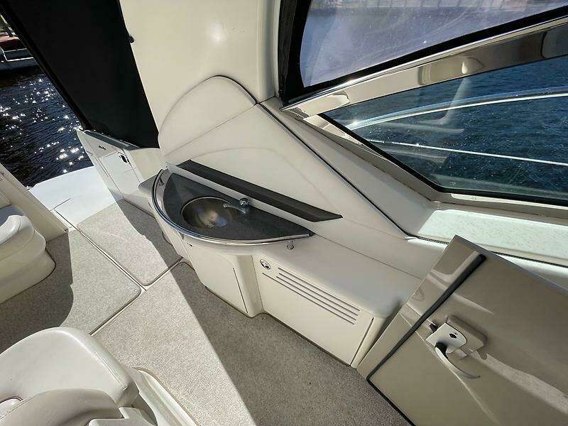 S Caper 29ft Sea Ray Yacht For Sale