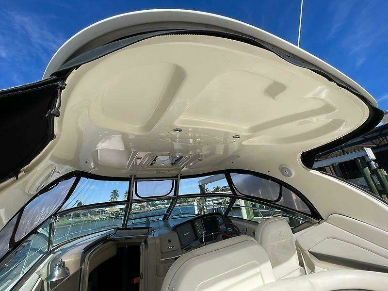 S Caper 29ft Sea Ray Yacht For Sale