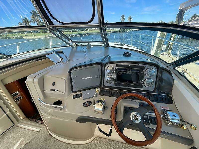 S Caper 29ft Sea Ray Yacht For Sale