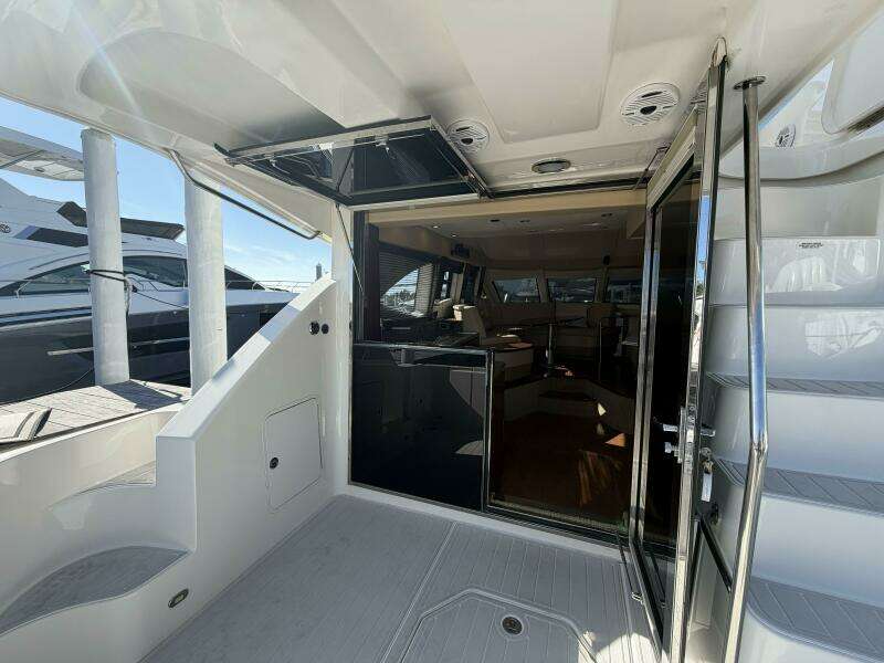 2008 Sea Ray 47 Sedan Bridge - Aft Deck