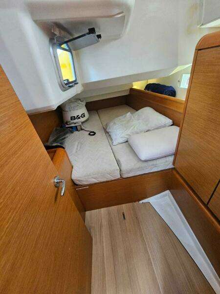 URKAB 45ft Jeanneau Yacht For Sale