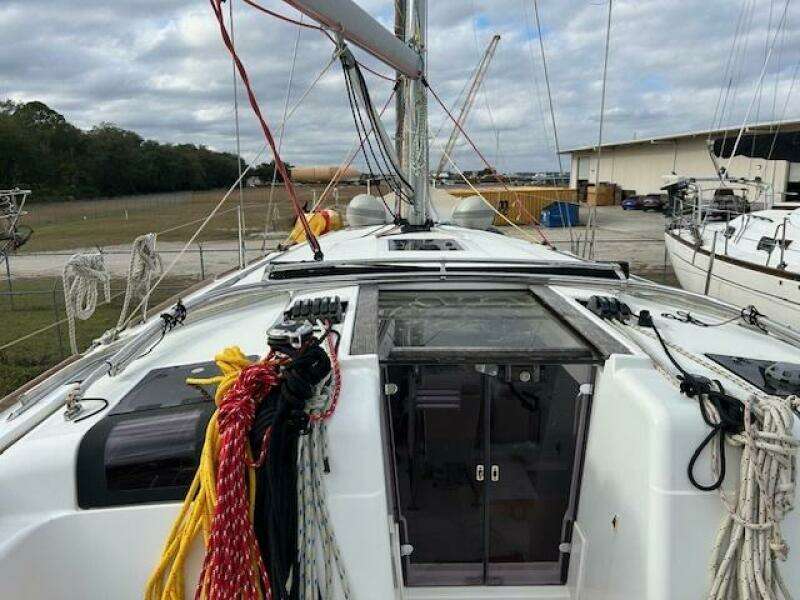 URKAB 45ft Jeanneau Yacht For Sale