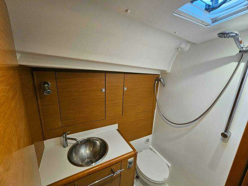 URKAB 45ft Jeanneau Yacht For Sale