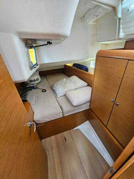 URKAB 45ft Jeanneau Yacht For Sale
