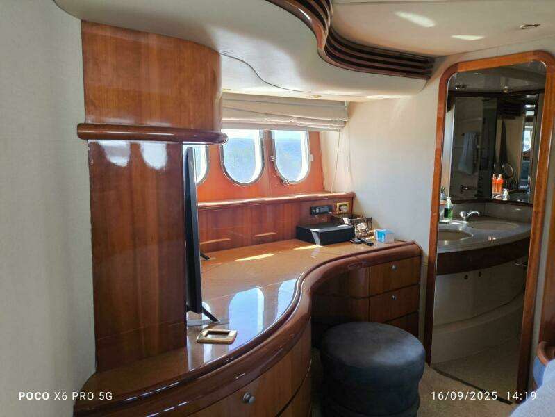 70ft Azimut Yacht For Sale