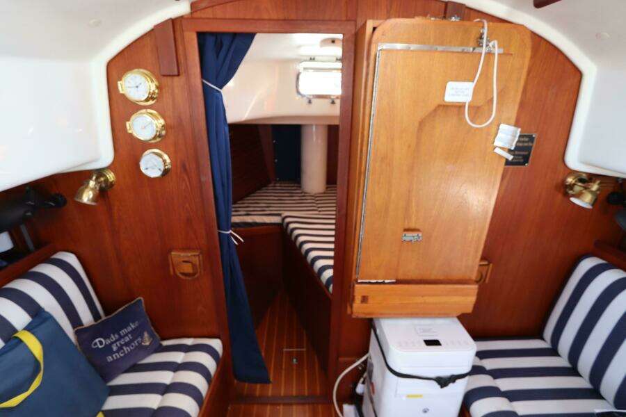 26ft Nonsuch Yacht For Sale