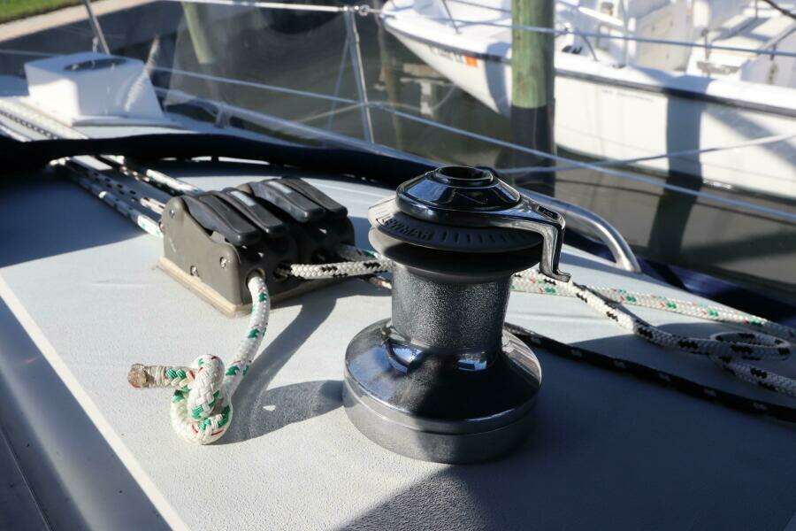 26ft Nonsuch Yacht For Sale