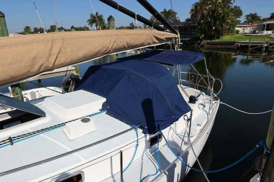 26ft Nonsuch Yacht For Sale