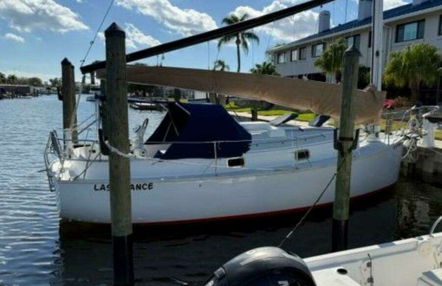 26ft Nonsuch Yacht For Sale