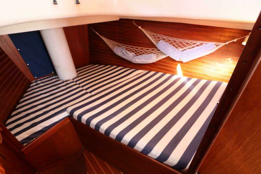 26ft Nonsuch Yacht For Sale