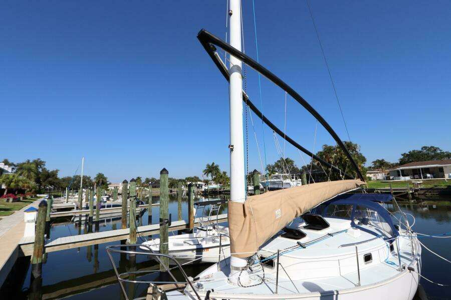 26ft Nonsuch Yacht For Sale