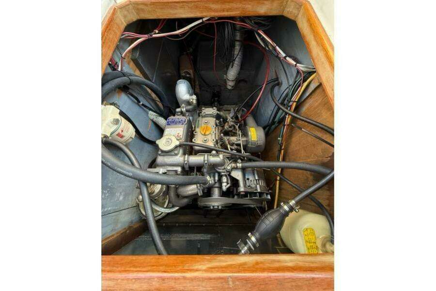 26ft Nonsuch Yacht For Sale